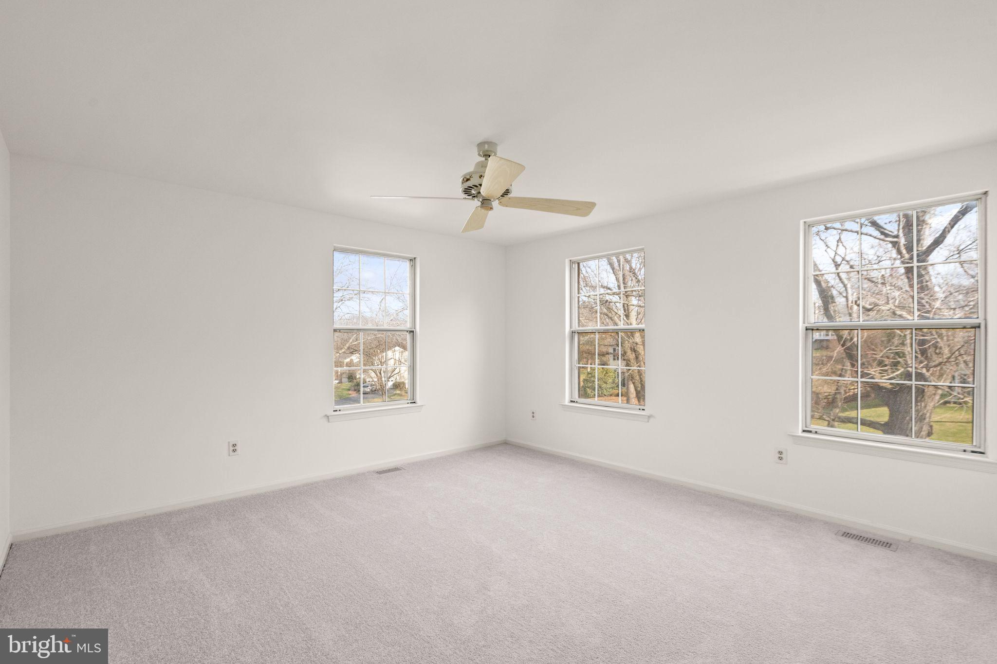 11 Moss Road Sterling, VA 20165 - Photo 40 of 71 Bedroom #3