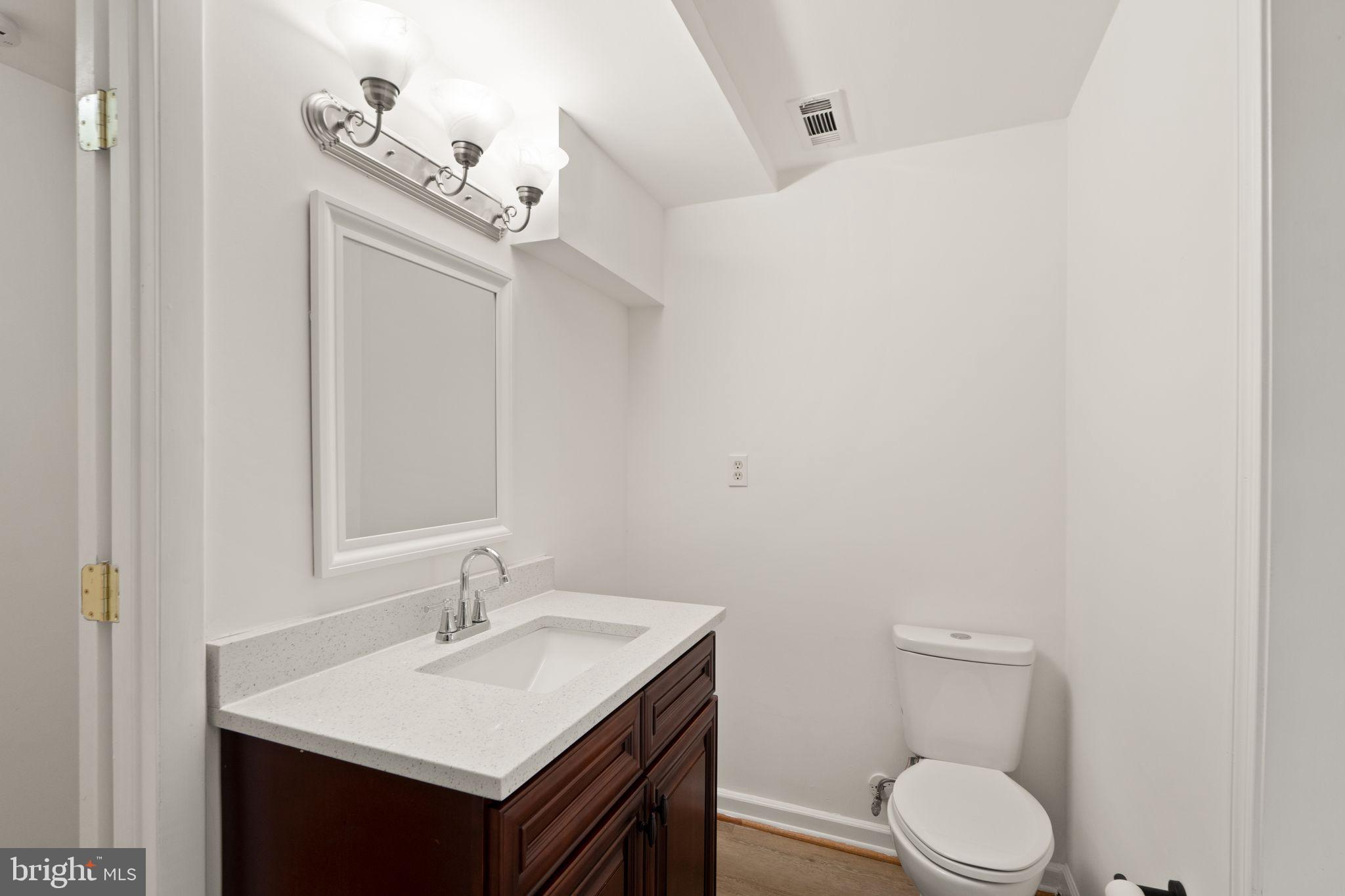 11 Moss Road Sterling, VA 20165 - Photo 59 of 71 Full bathroom in basement