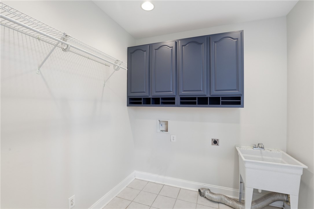 103 Crepe Myrtle Lane Anderson, SC 29625 - Photo 31 of 42 Laundry on main level