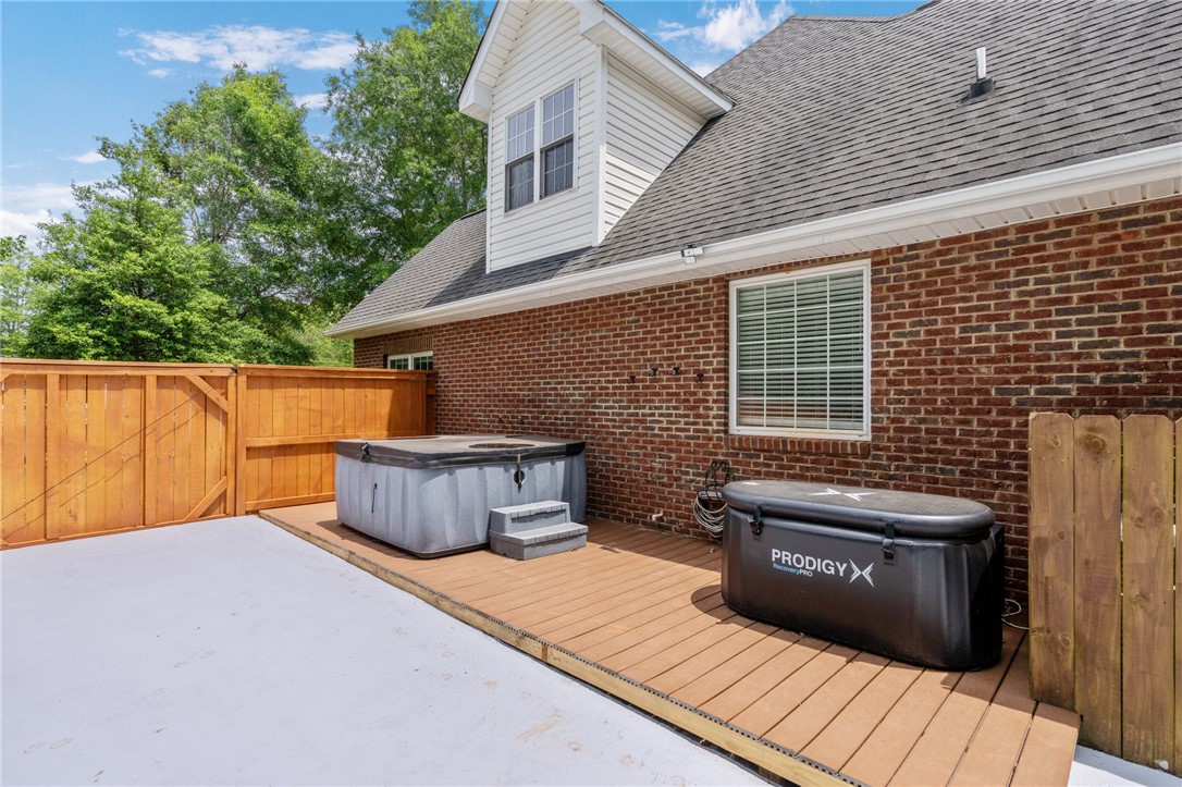 103 Crepe Myrtle Lane Anderson, SC 29625 - Photo 34 of 42