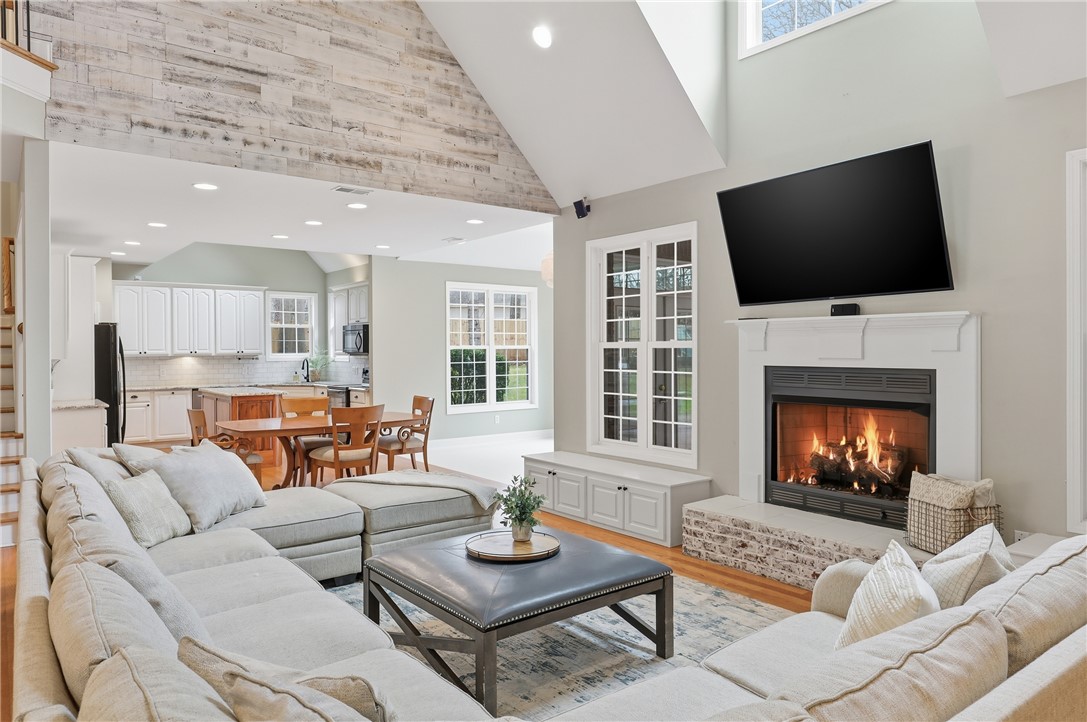 103 Crepe Myrtle Lane Anderson, SC 29625 - Photo 5 of 42