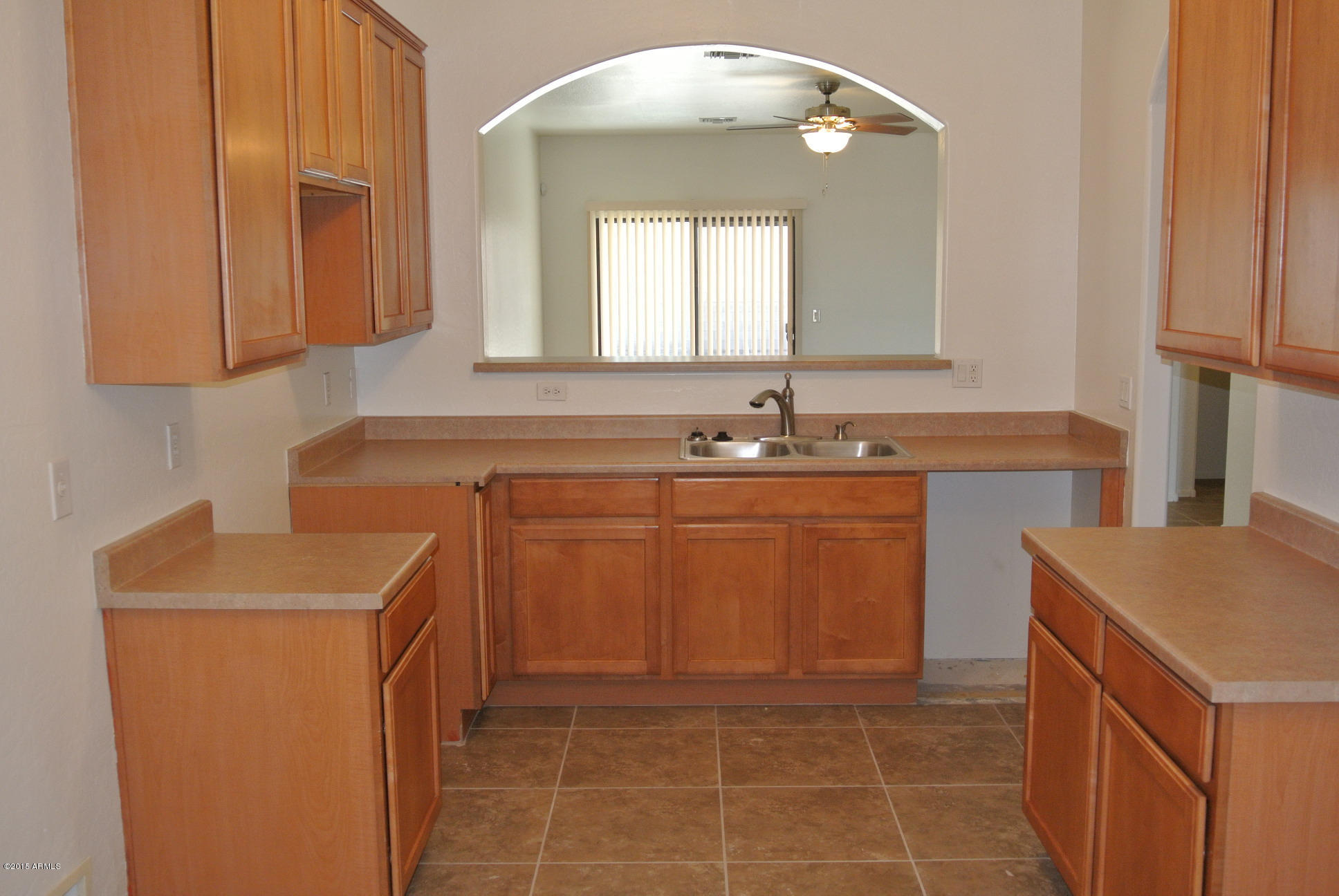 1115 West Vineyard Road Phoenix, AZ 85041 - Photo 6 of 43 NHS House 011