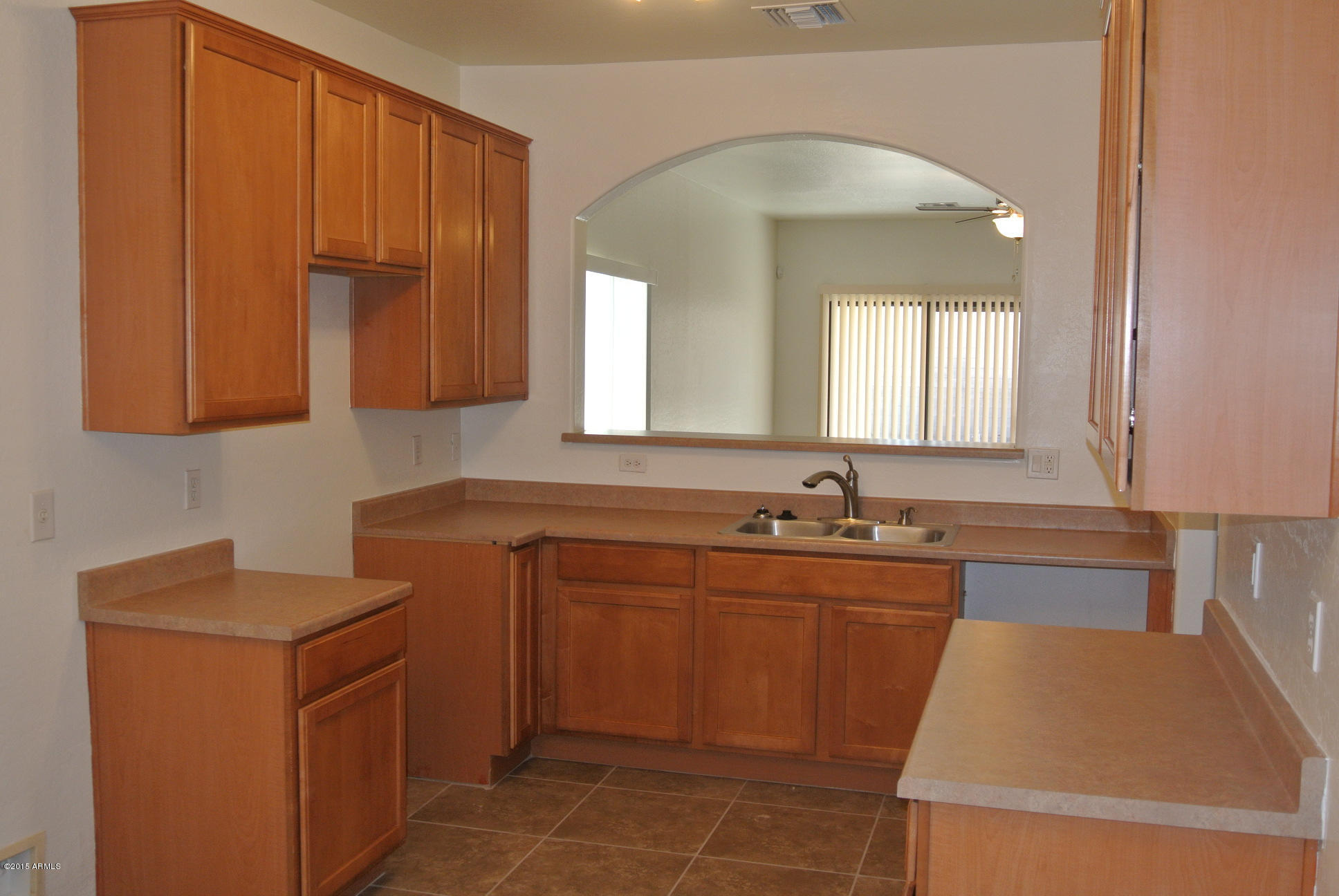 1115 West Vineyard Road Phoenix, AZ 85041 - Photo 7 of 43 NHS House 015