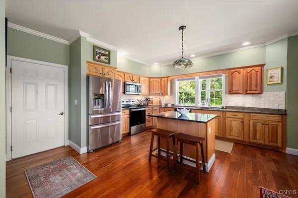 $630,000 | 5612 East Lake Road, Madison, NY 13346