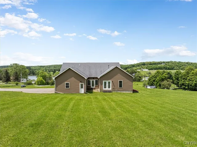 $630,000 | 5612 East Lake Road, Madison, NY 13346
