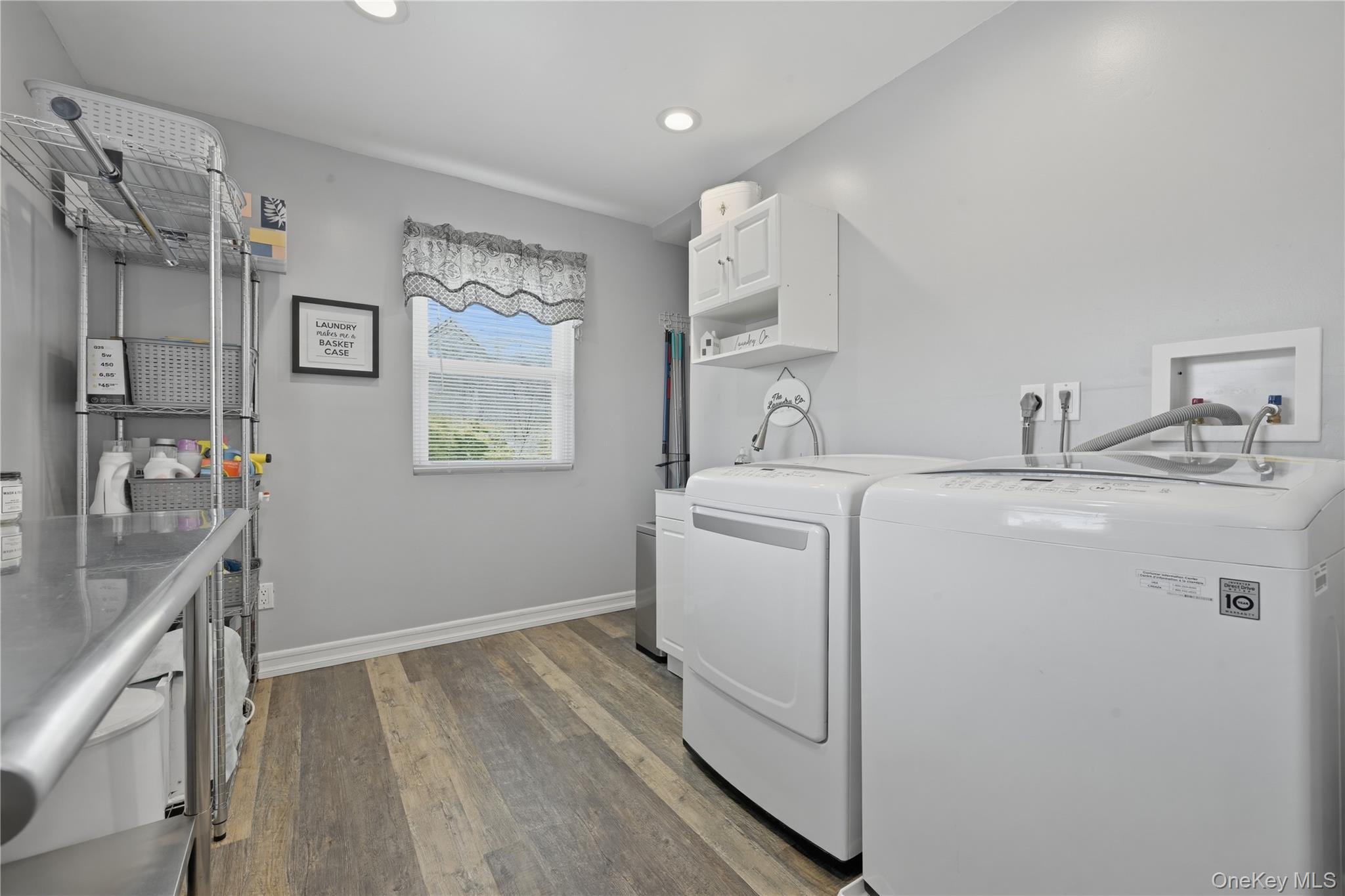 19 Berkshire Road Bethpage, NY 11714 - Photo 29 of 42 2nd Floor Laundry