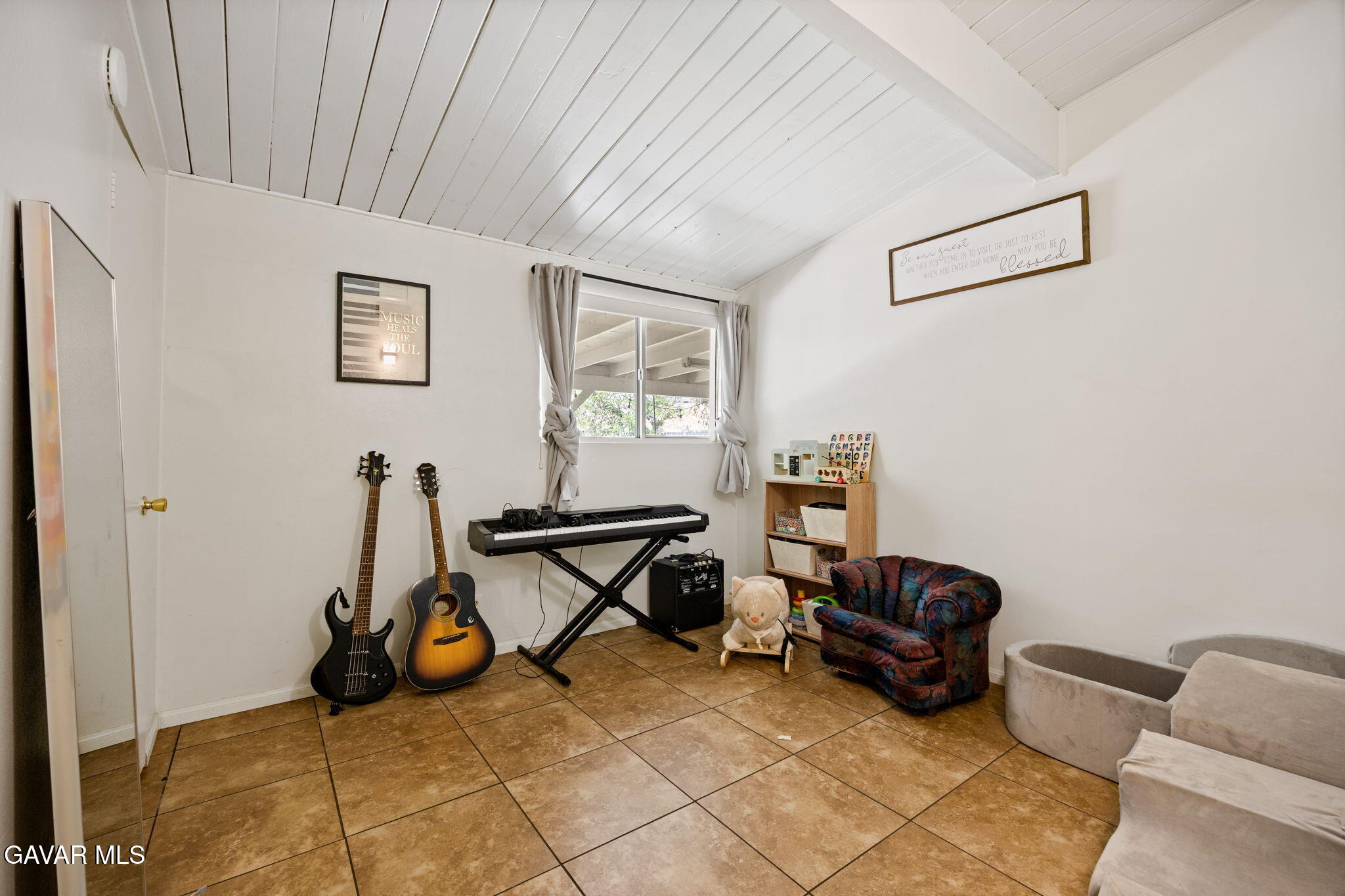 6579 Hillside Avenue Riverside, CA 92504 - Photo 20 of 34 20-web-or-mls-IMG_9551