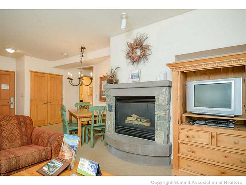 195 River Run Road, Unit 8045 Keystone, CO 80435 - Photo 4 of 15 Den/Family/Great Room.