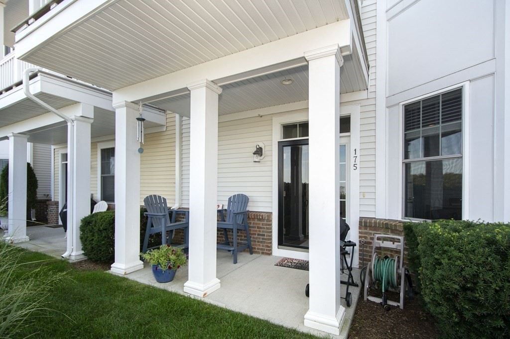 175 HMS Halsted Drive, Unit 1402 Hingham, MA 02043 - Photo 12 of 41