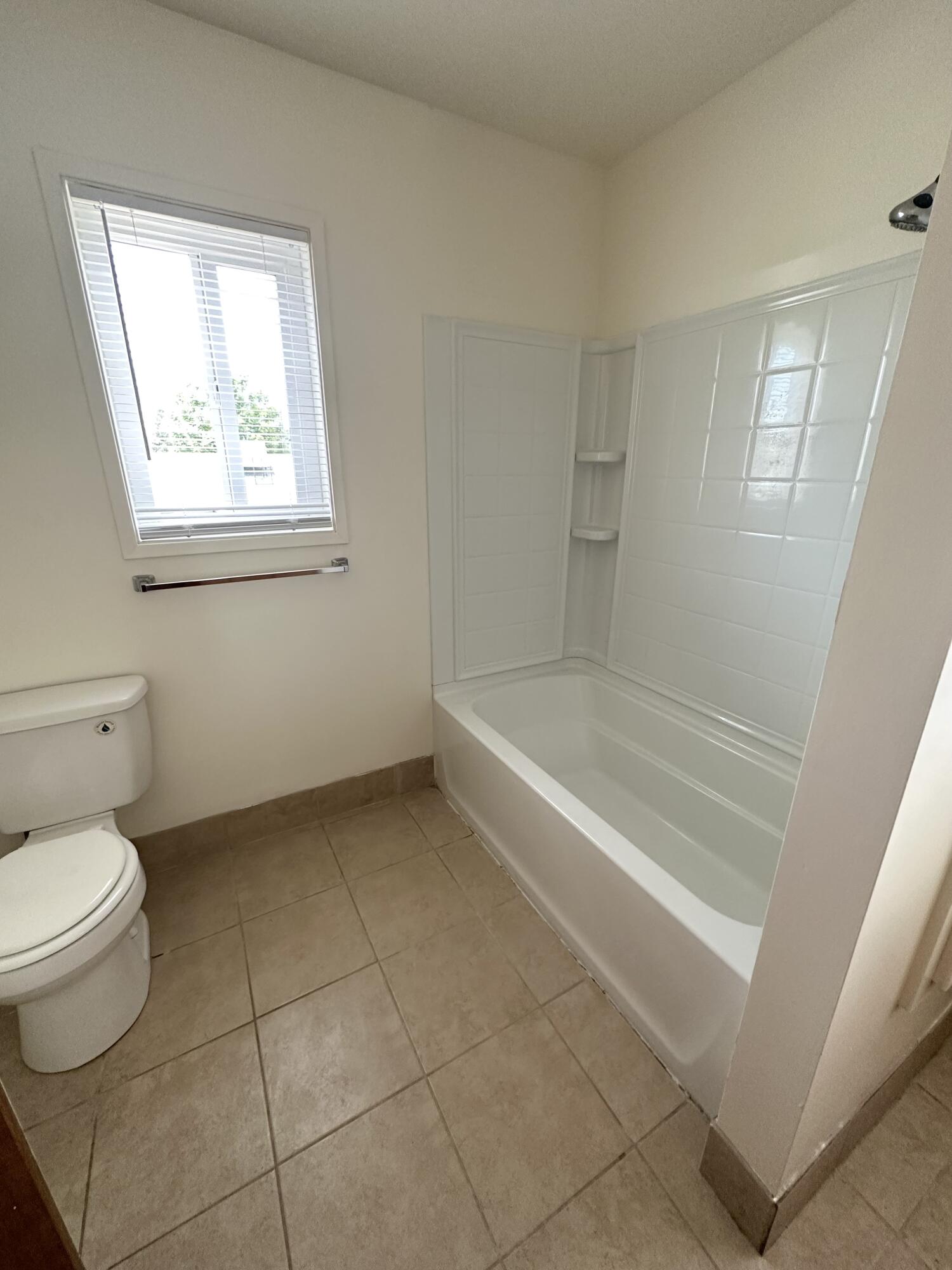 815 West Maple Street Exeter, CA 93221 - Photo 41 of 47 IMG_1456