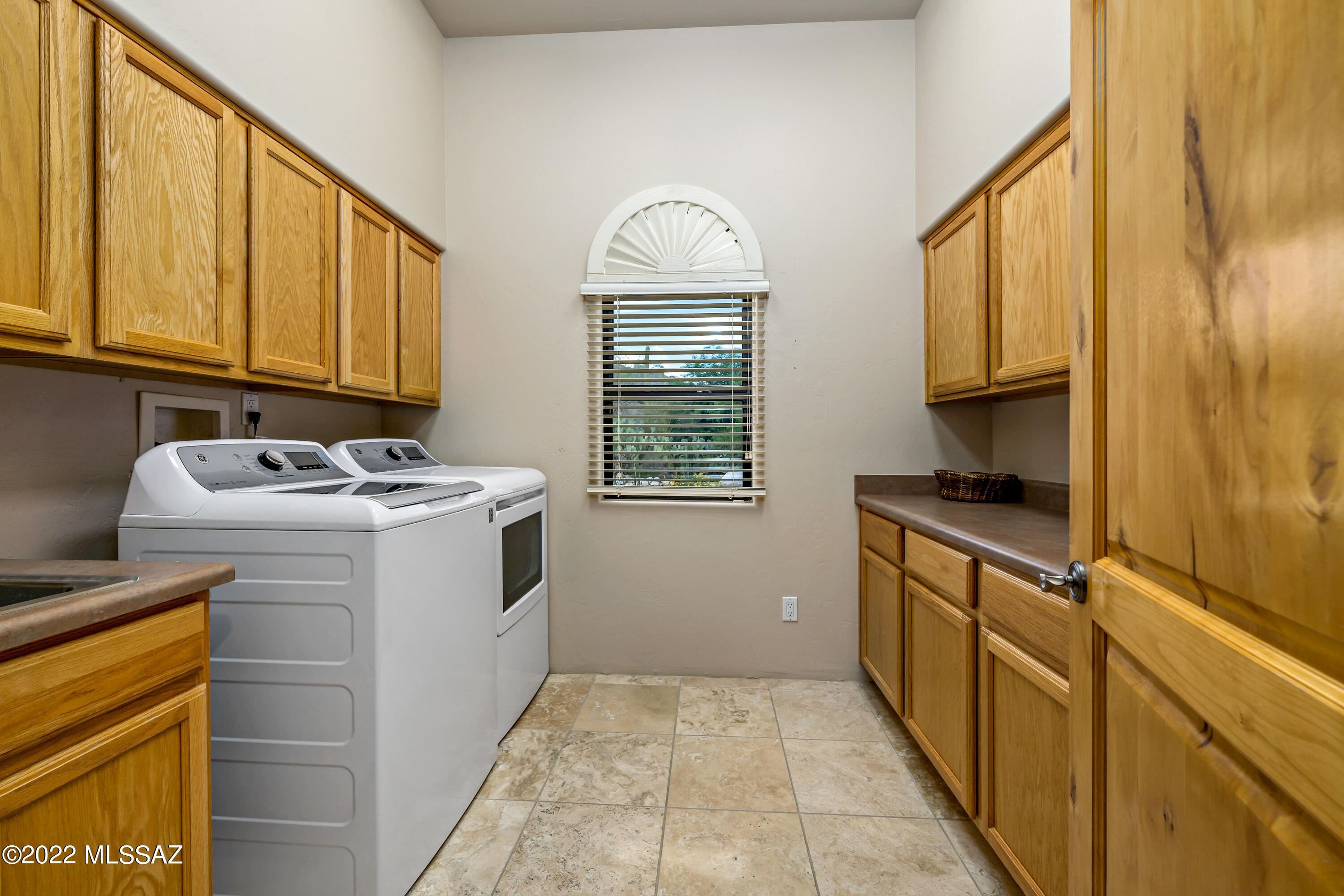 2404 Long Shadow Place Tucson, AZ 85718 - Photo 39 of 50