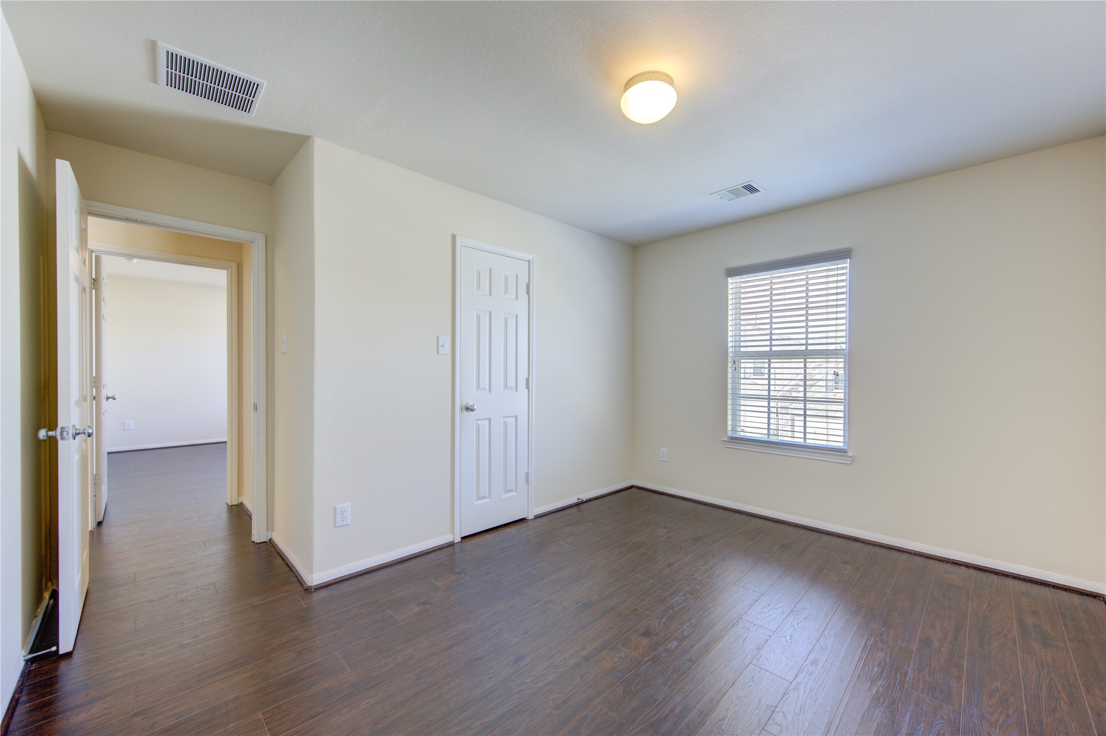 6518 Wilshire Ridge Houston, TX 77040 - Photo 27 of 30 Secondary bedroom 4 located on second level.