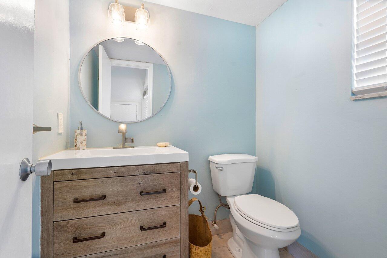 7200 Northwest 2nd Avenue, Unit 9 Boca Raton, FL 33487 - Photo 9 of 24 010-7200Northwest2ndAvenue-BocaRaton-FL-