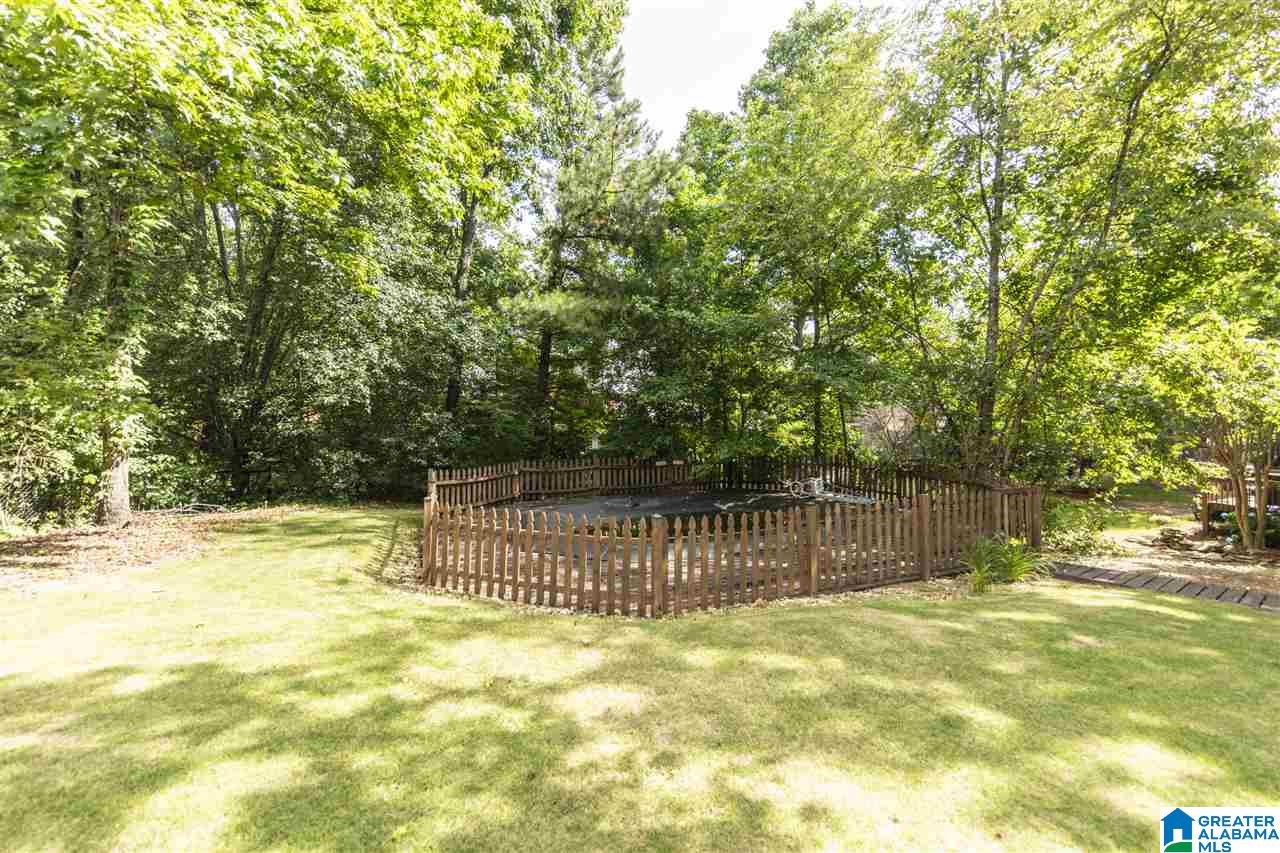 2007 Crosscrest Drive Birmingham, AL 35244 - Photo 8 of 48