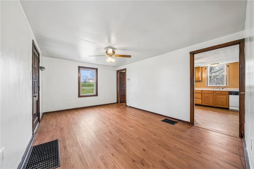 158 Holly Place Road Mount Pleasant, PA 15666 - Photo 3 of 23