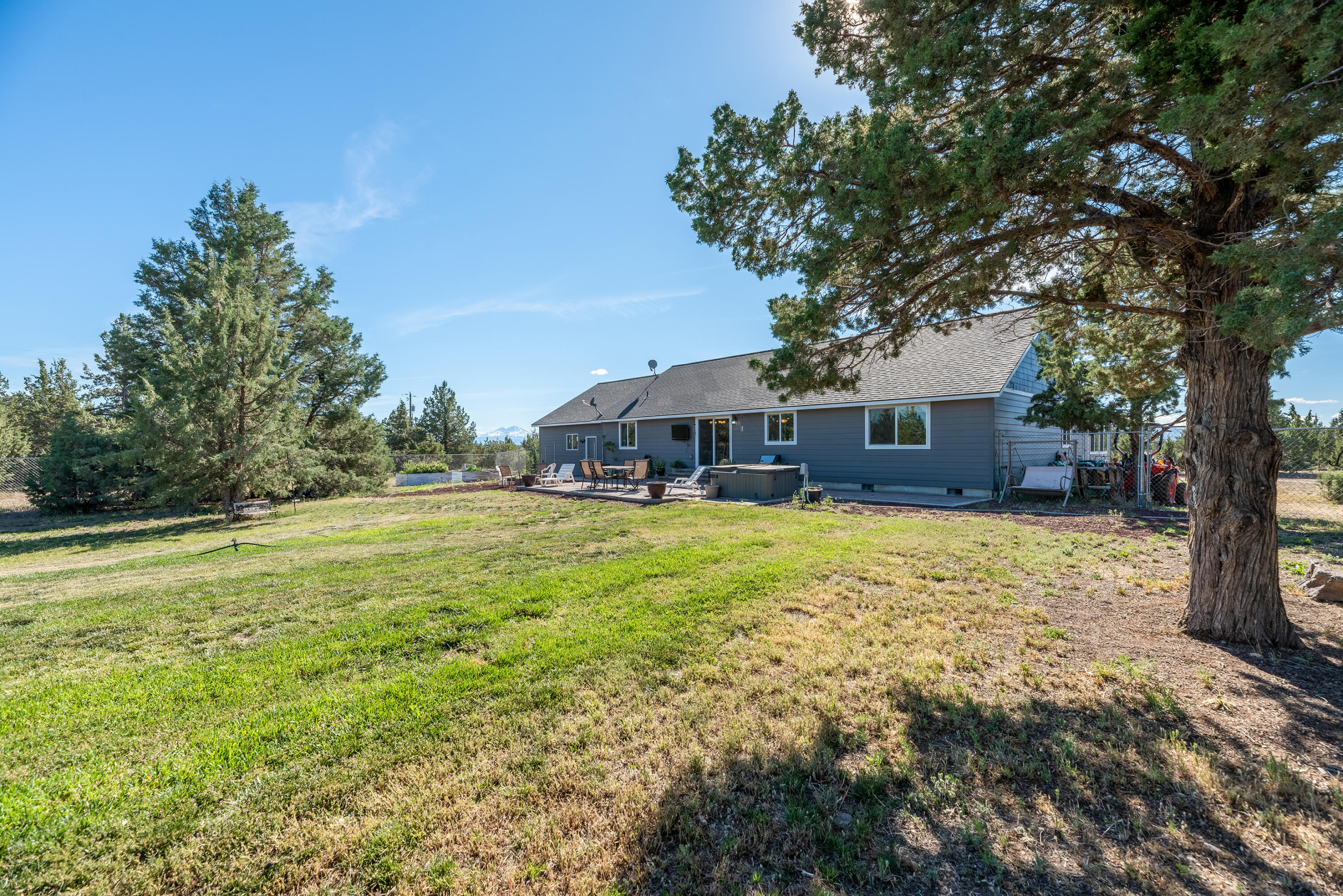 13541 Southwest Golden Mantel Road Terrebonne, OR 97760 - Photo 43 of 82 13541NWGoldenMantleRd-45