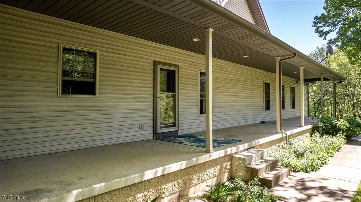 8403 Rochester Road East Rochester, OH 44625 - Photo 30 of 46