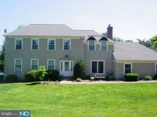 1019 Beaumont Road Berwyn, PA 19312 - Photo 1 of 6