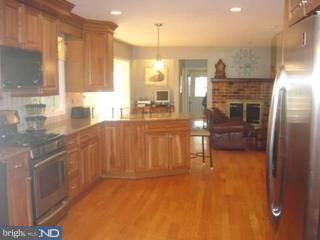 1019 Beaumont Road Berwyn, PA 19312 - Photo 2 of 6