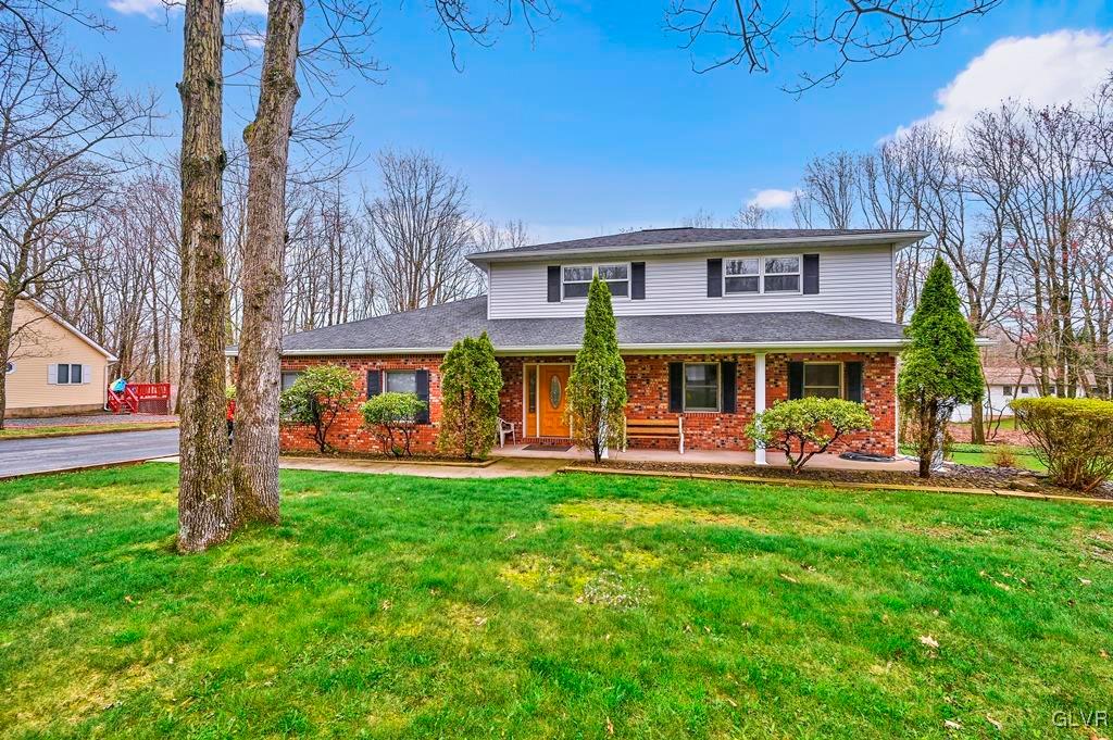 8 Pointe Street Mount Pocono, PA 18344 - Photo 3 of 50 Gallery Image 3