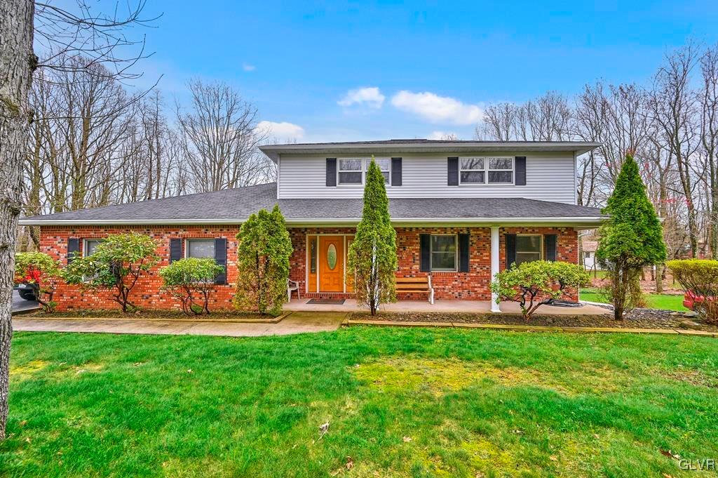 8 Pointe Street Mount Pocono, PA 18344 - Photo 4 of 50 Gallery Image 4