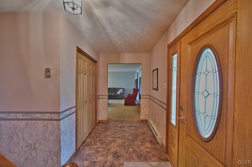 8 Pointe Street Mount Pocono, PA 18344 - Photo 8 of 50 Gallery Image 8