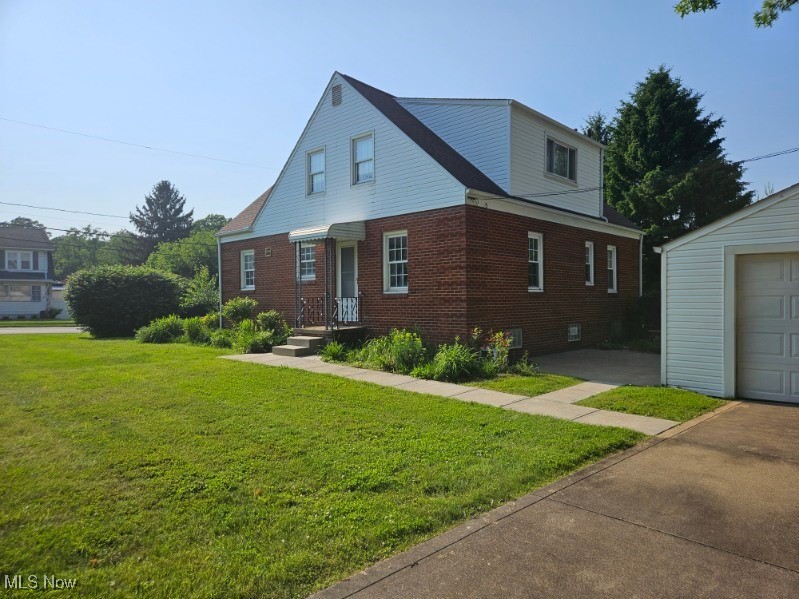 125 Canton Road Akron, OH 44312 - Photo 3 of 36 Side of house