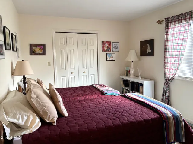 $520,000 | 16 Pepper Lane, Greenfield, NY 12866