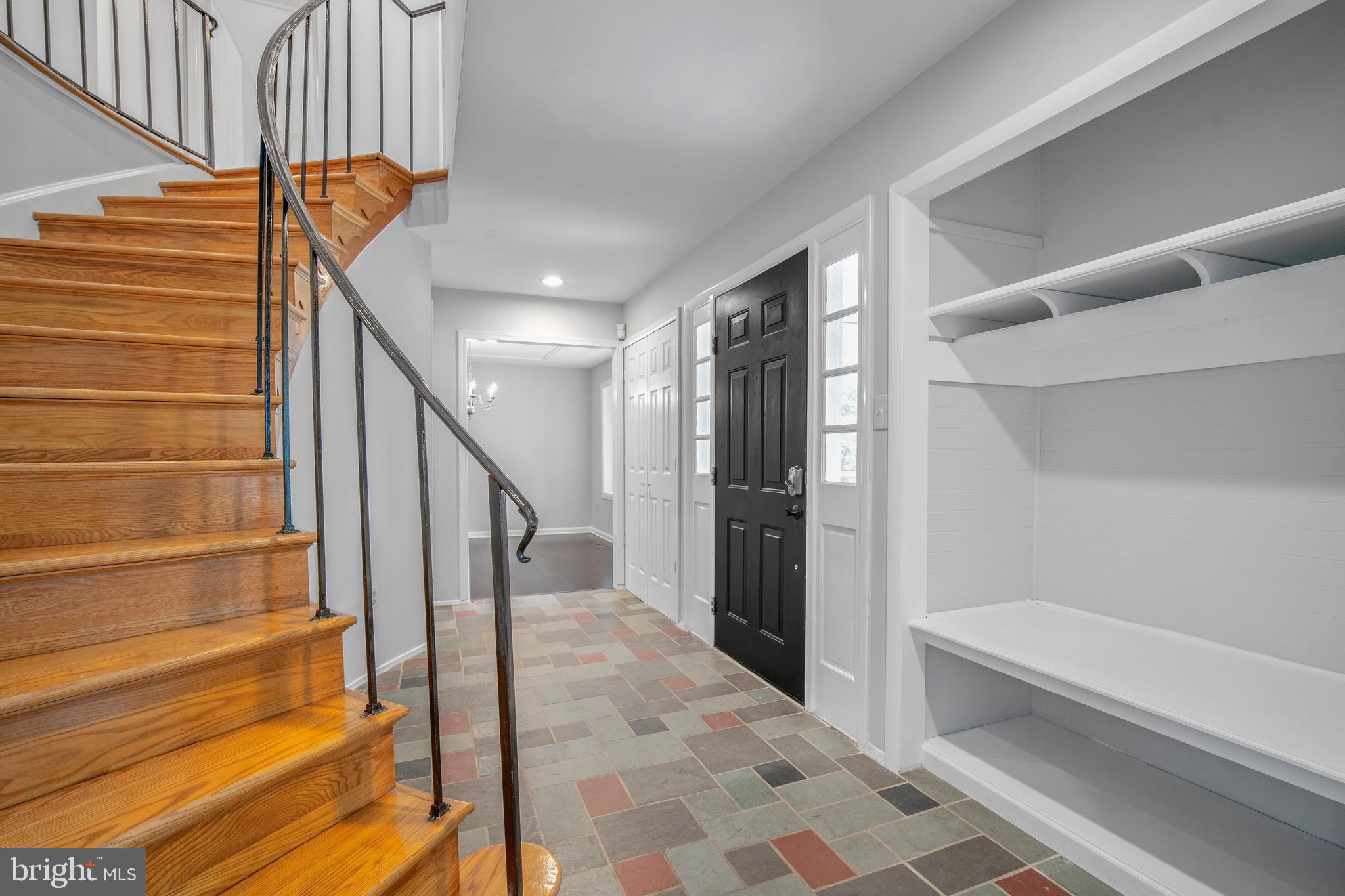 629 Shore Acres Road Arnold, MD 21012 - Photo 2 of 48 Bright open foyer upon entry