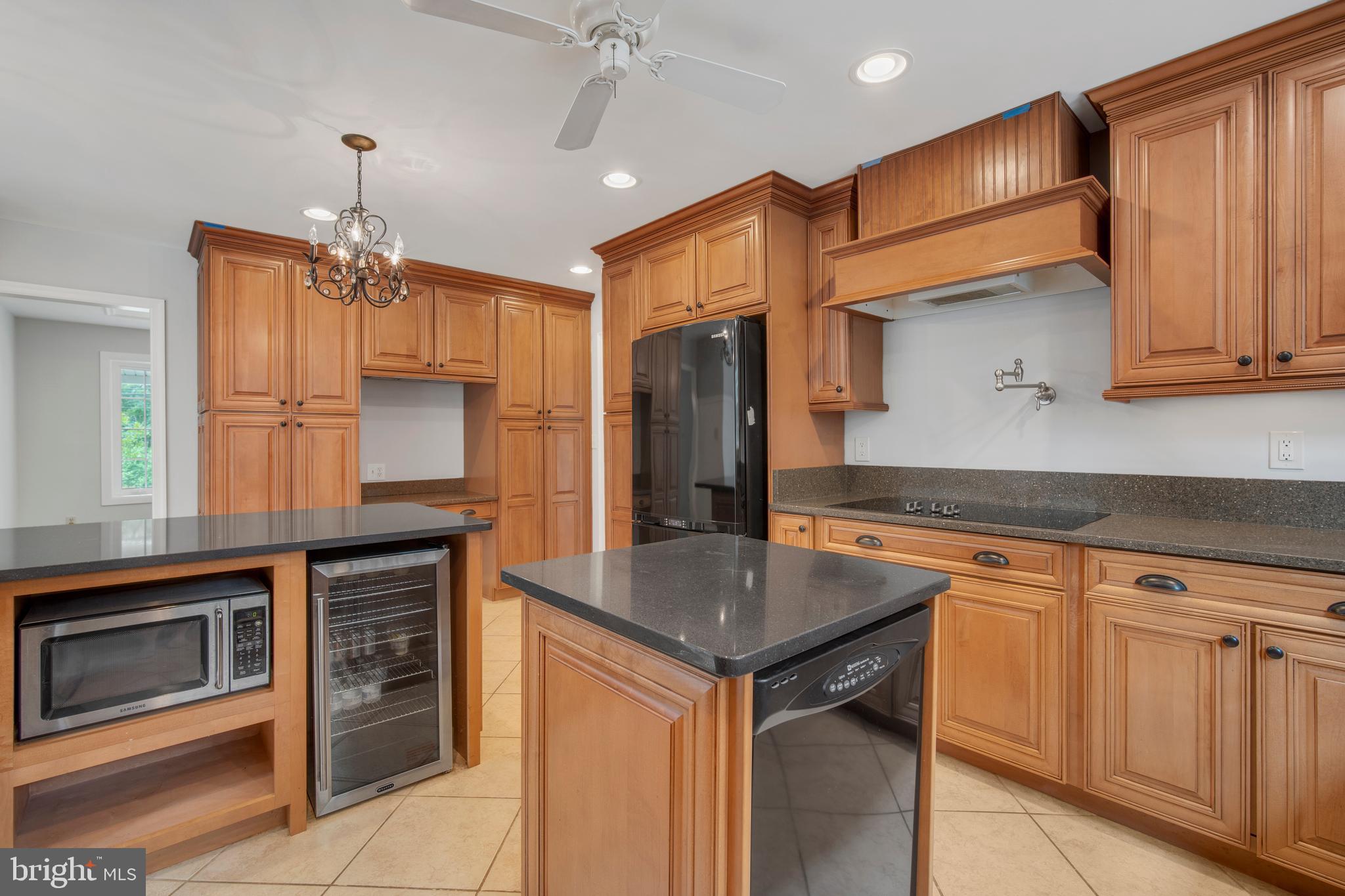629 Shore Acres Road Arnold, MD 21012 - Photo 13 of 48 It use to be a galley....