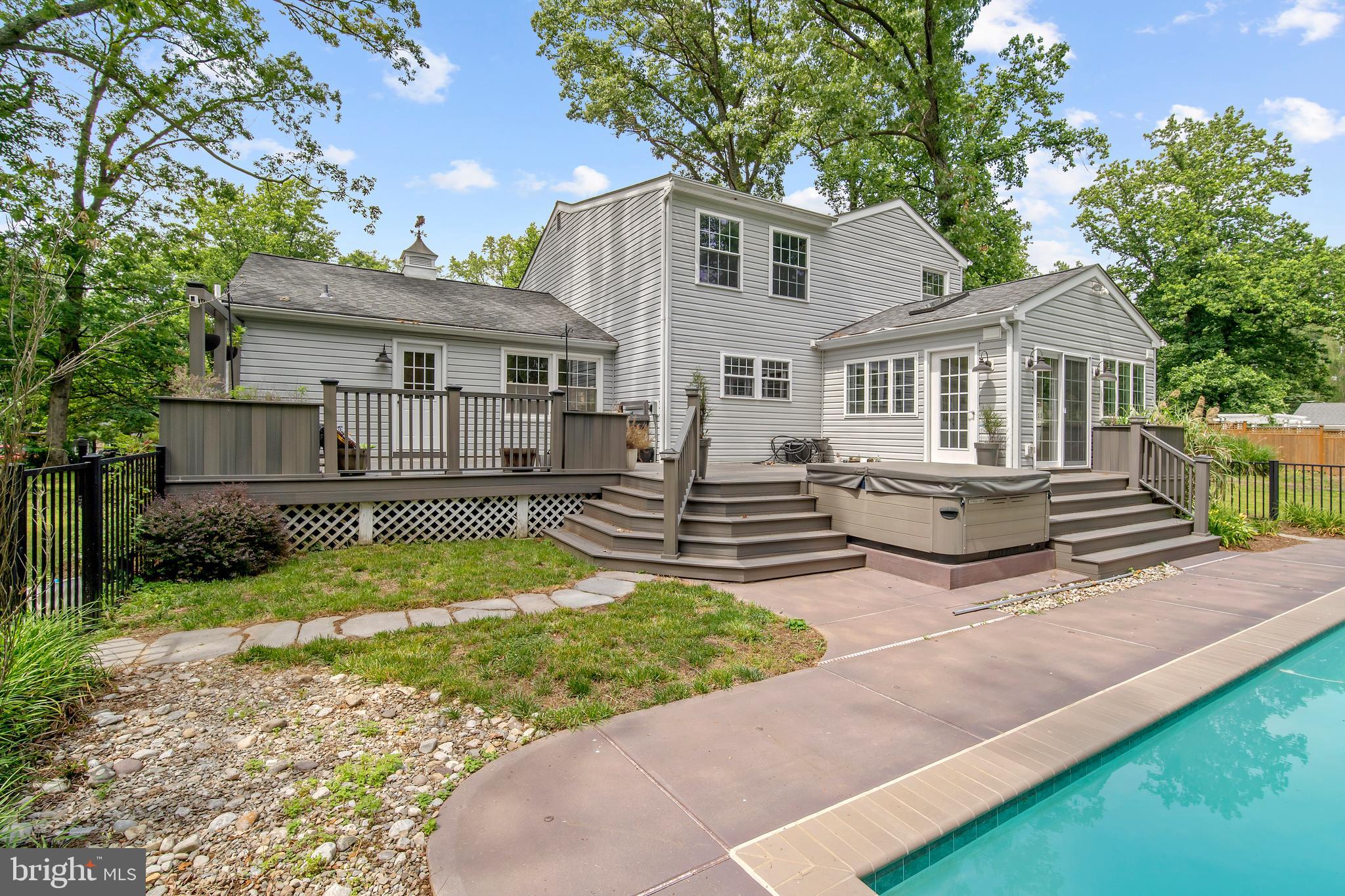 629 Shore Acres Road Arnold, MD 21012 - Photo 45 of 48 Entertainers dream!