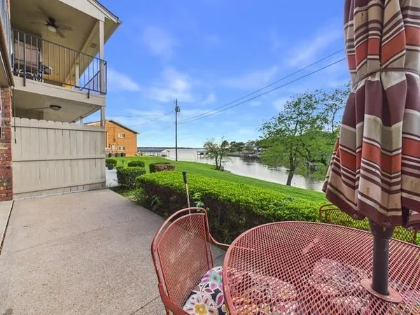 $184,900 | 849 Gun Barrel Lane, Unit B4, Gun Barrel City, TX 75156