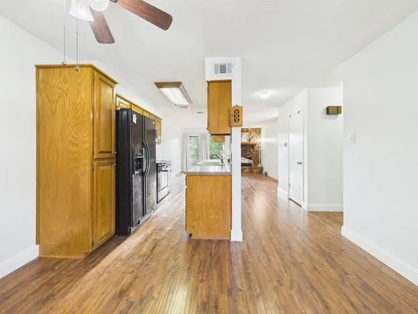 $184,900 | 849 Gun Barrel Lane, Unit B4, Gun Barrel City, TX 75156