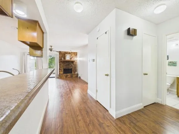 $184,900 | 849 Gun Barrel Lane, Unit B4, Gun Barrel City, TX 75156
