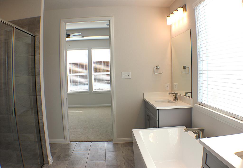 14461 Mietner Street Pilot Point, TX 76258 - Photo 12 of 29