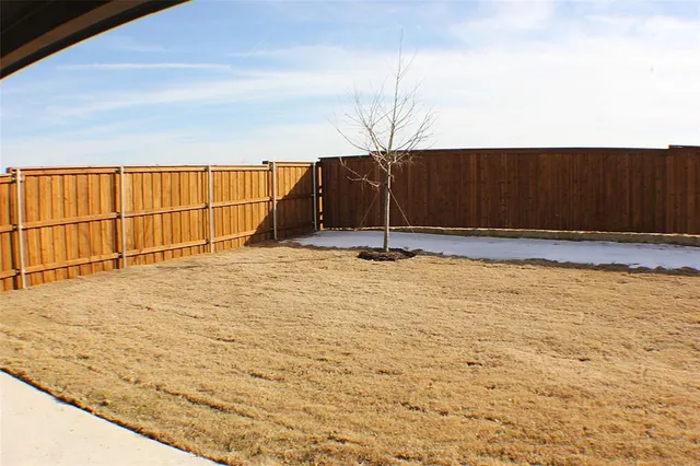 $3,400 | 14461 Mietner Street, Pilot Point, TX 76258