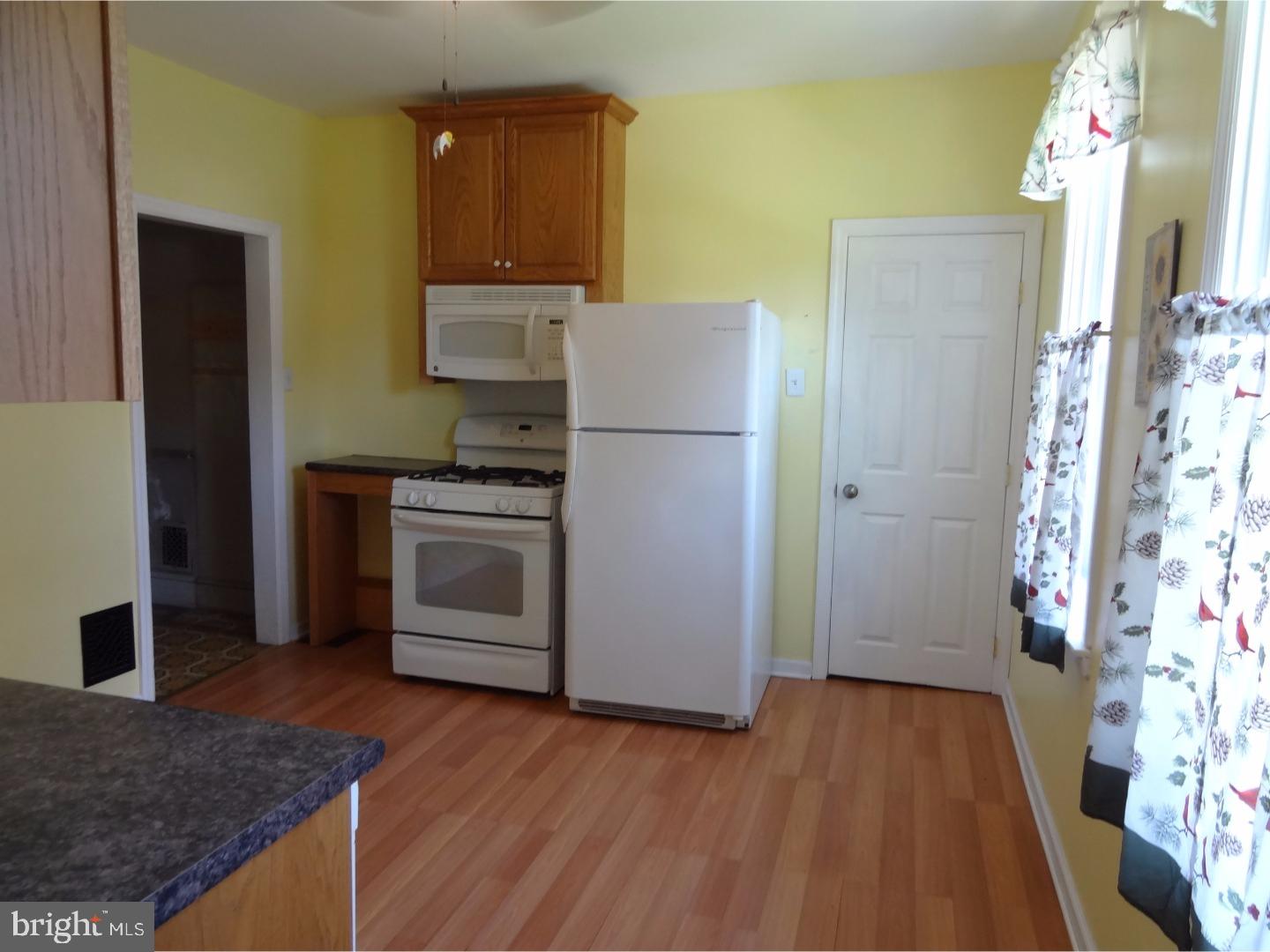 210 Madison Avenue Laurel Springs, NJ 08021 - Photo 3 of 17 Kitchen