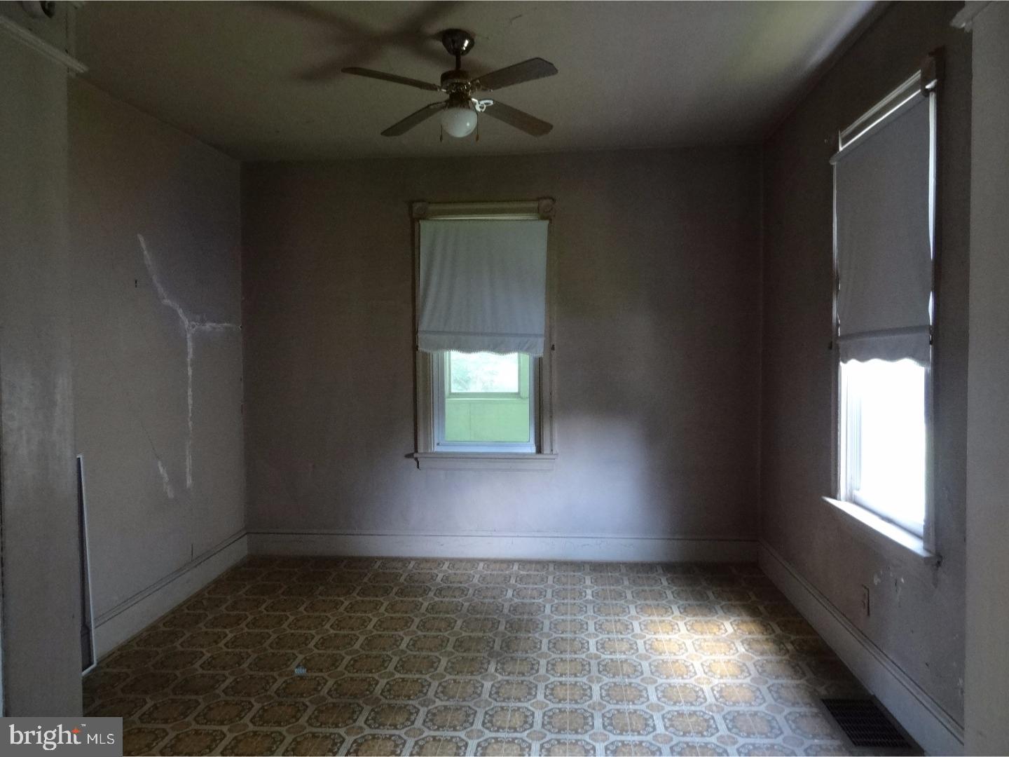 210 Madison Avenue Laurel Springs, NJ 08021 - Photo 5 of 17 Dining Room