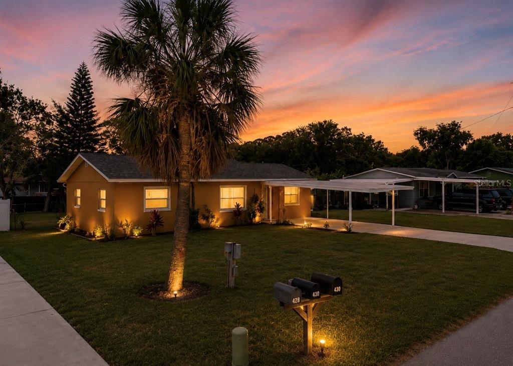 404 12th Street Southwest Ruskin, FL 33570 - Photo 1 of 49
