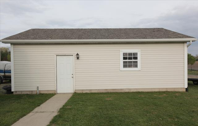 2109 East Rauch Road Erie, MI 48133 - Photo 4 of 18 20090154-3.JPG