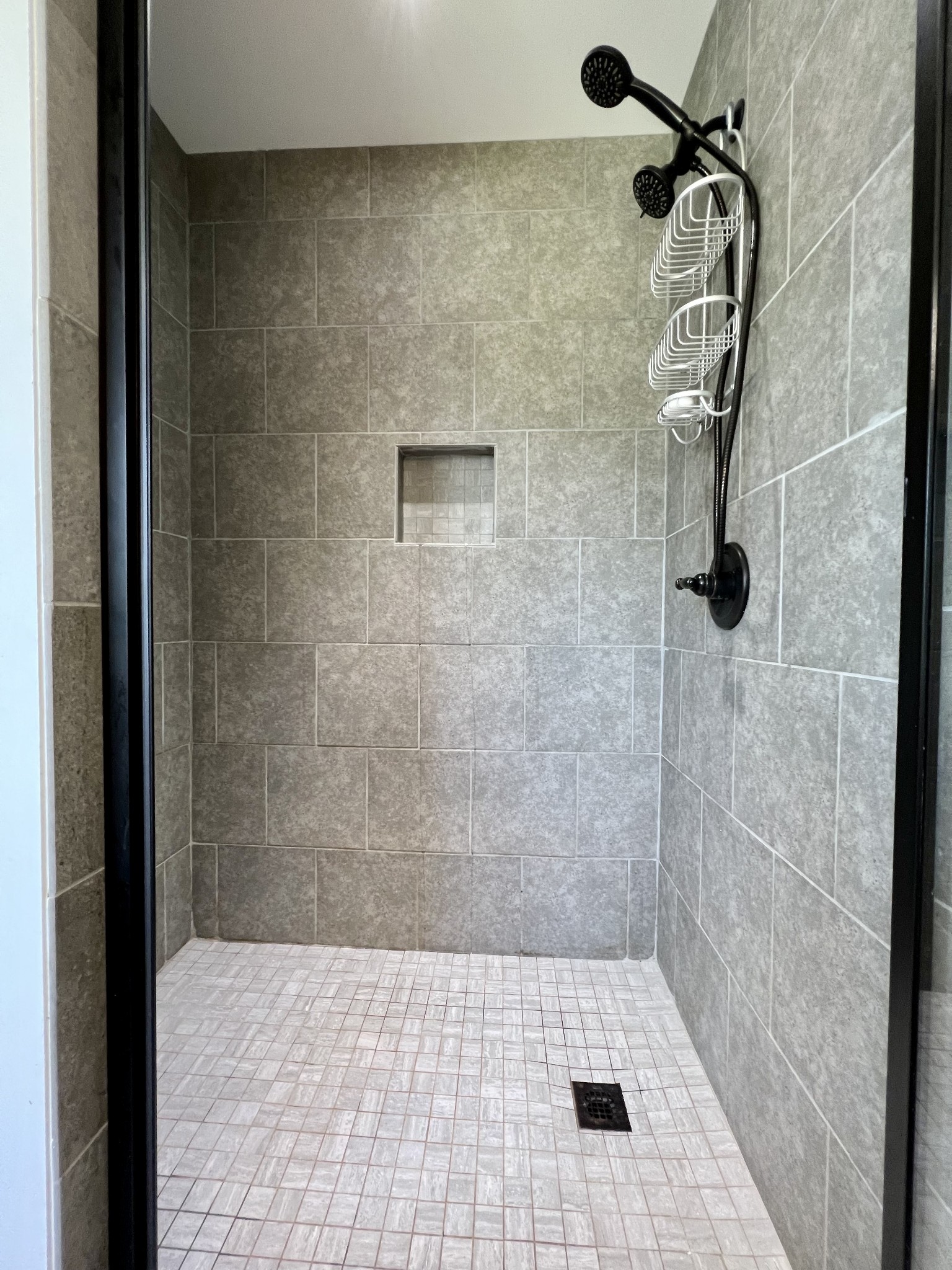 418 Taylor Road Manchester, TN 37355 - Photo 20 of 30 a bathroom with a shower