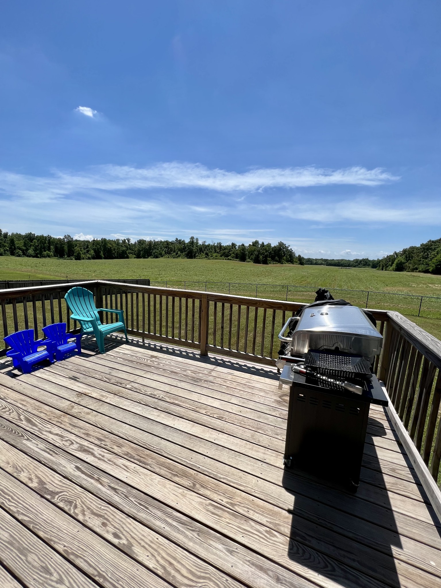 418 Taylor Road Manchester, TN 37355 - Photo 5 of 30 a view of a terrace with outdoor seating