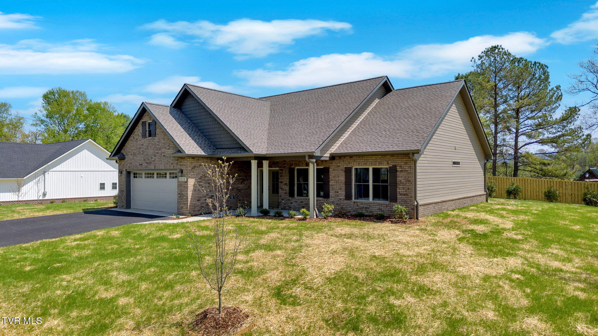 1113 Cherry Ridge Road Jonesborough, TN 37659 - Photo 2 of 38 10-web-or-mls-DJI_20250413140128_0881_D