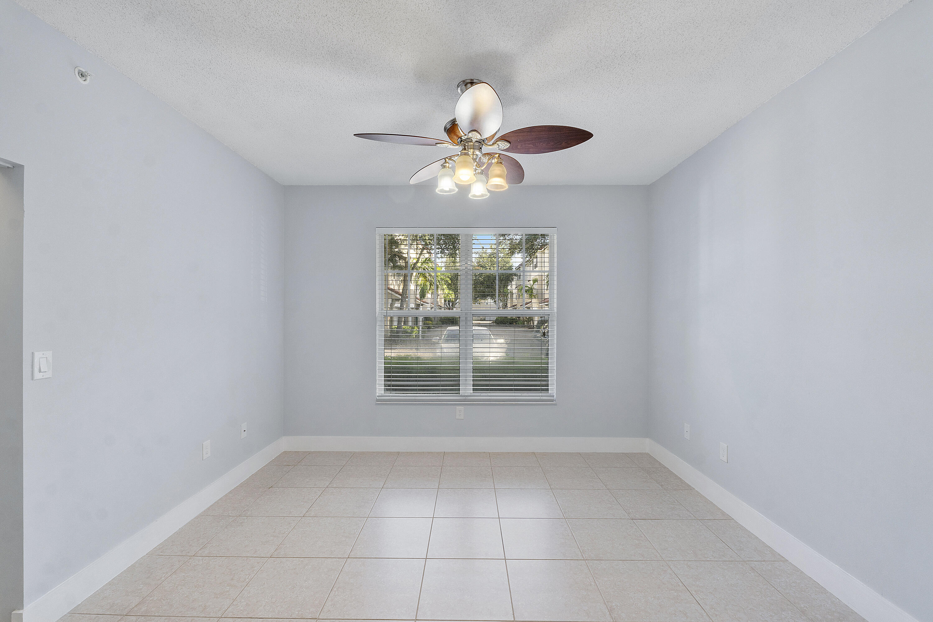 5980 West Sample Road, Unit 104 Coral Springs, FL 33067 - Photo 9 of 12 5980 W SAMPLE ROAD U104_004