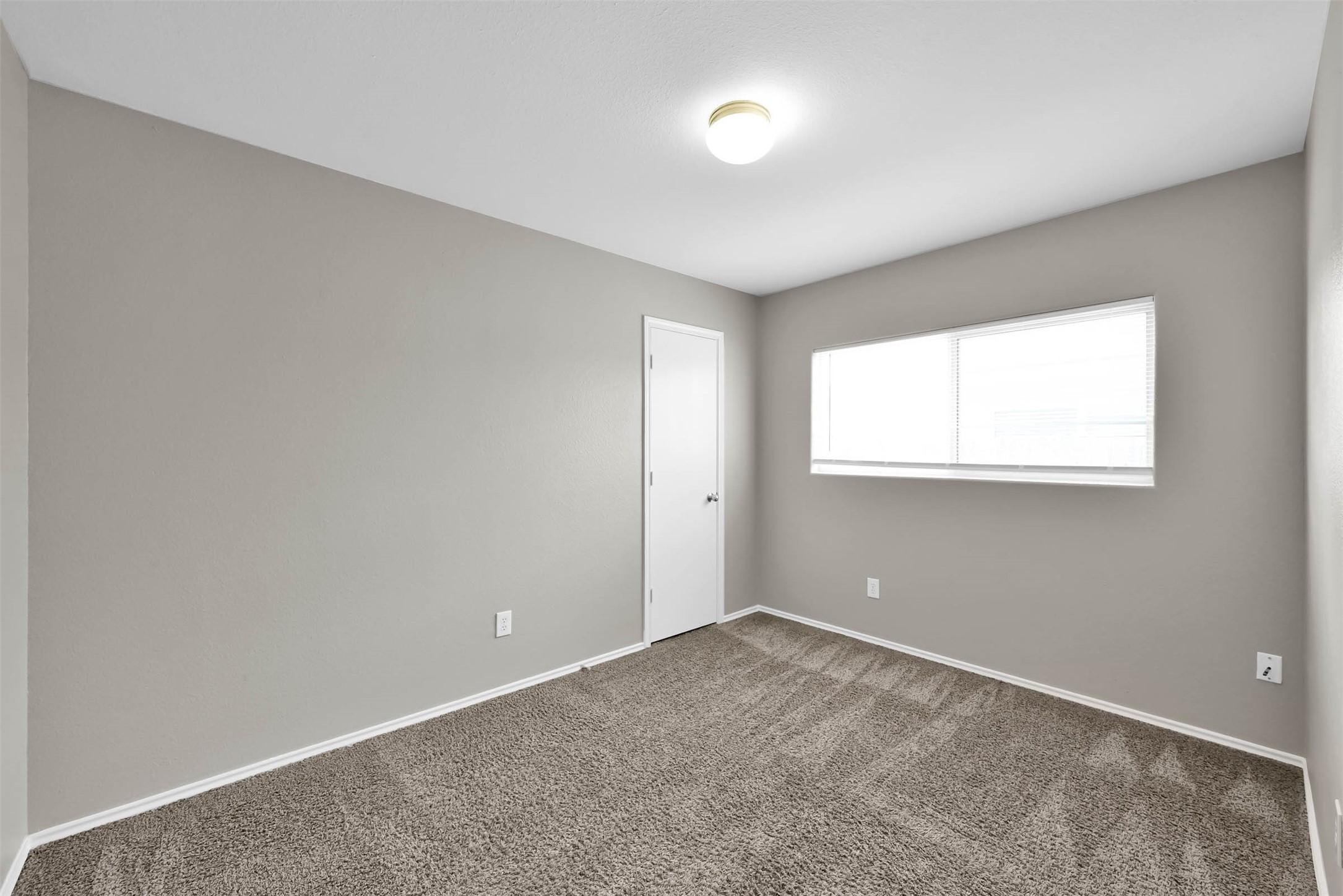 2214 Shady Tree Lane Conroe, TX 77301 - Photo 14 of 19