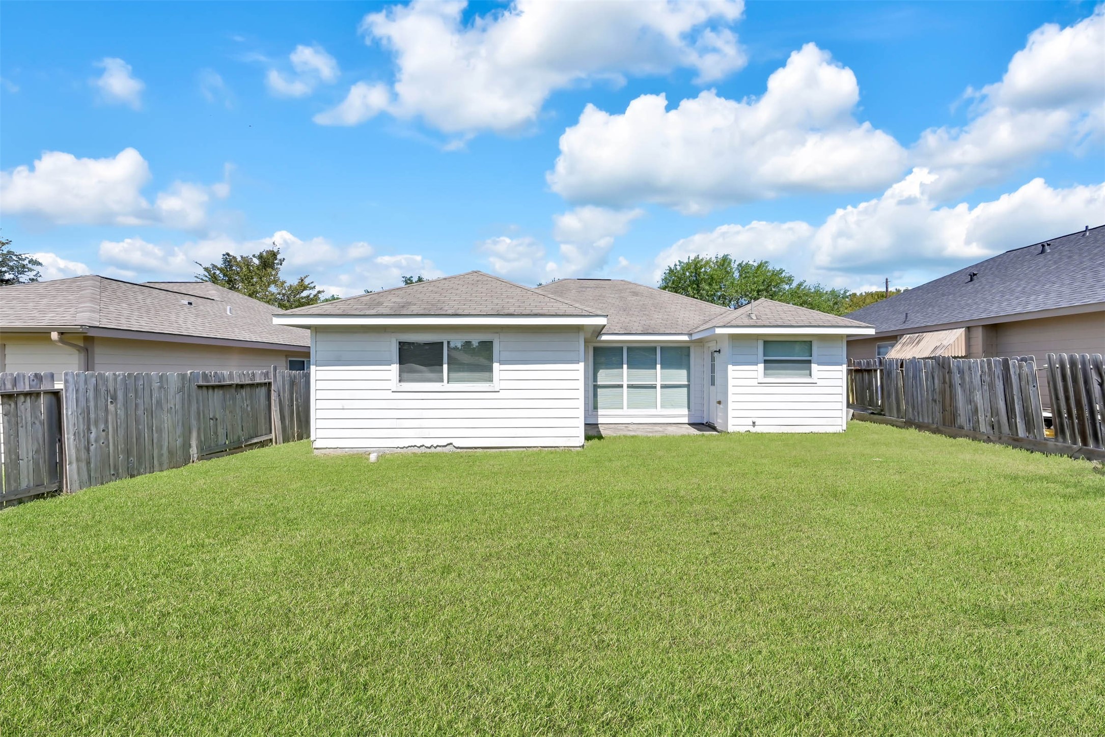 2214 Shady Tree Lane Conroe, TX 77301 - Photo 19 of 19