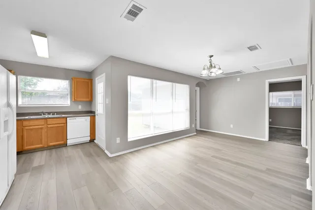 $1,525 | 2214 Shady Tree Lane, Conroe, TX 77301