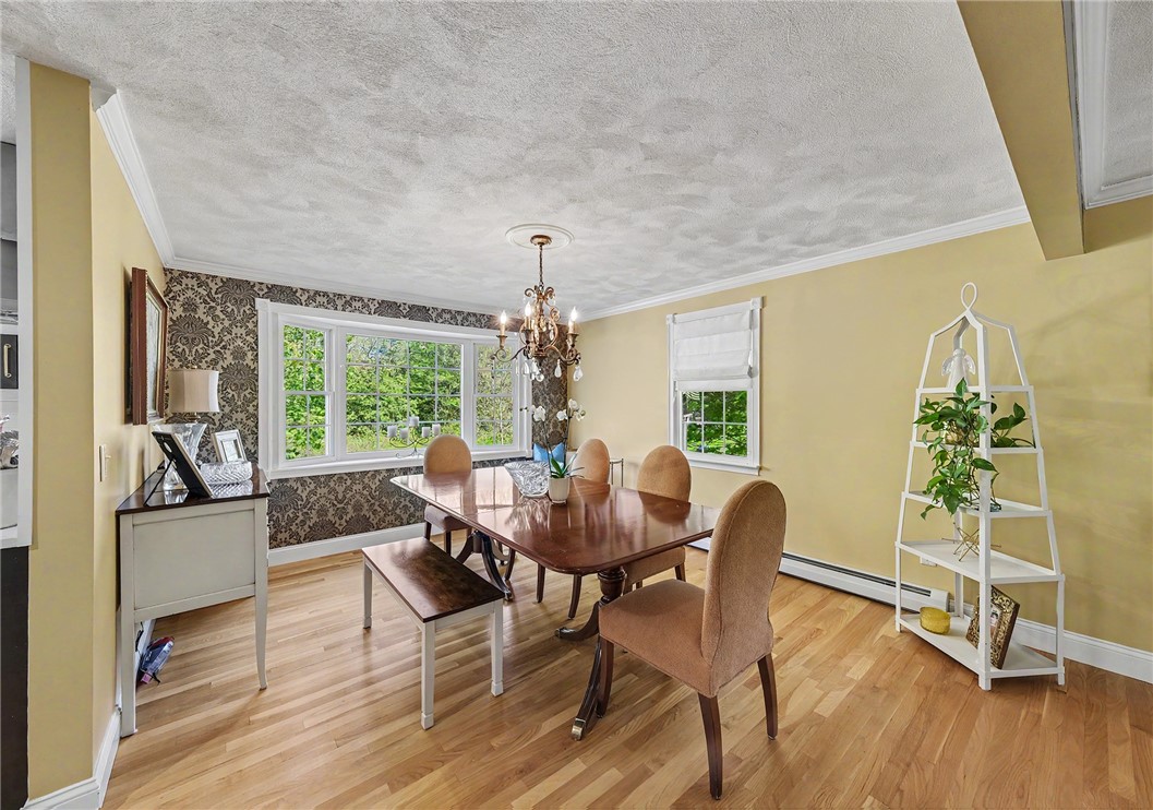 239 Abbott Run Valley Road Cumberland, RI 02864 - Photo 11 of 46