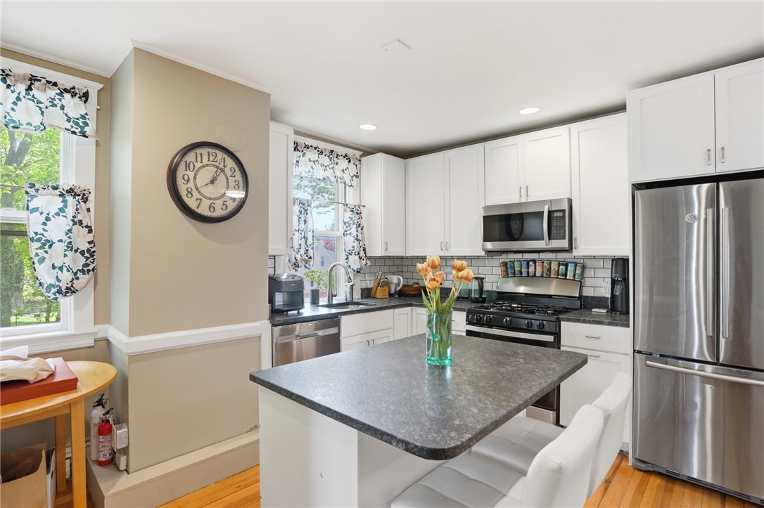 192 Washington Road Barrington, RI 02806 - Photo 21 of 37