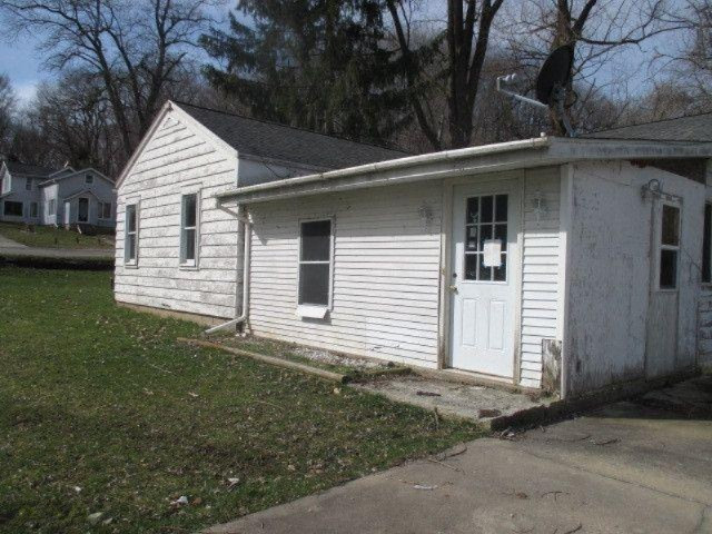 2883 East Riverside Drive Ionia, MI 48846 - Photo 2 of 6 img2.1459867909